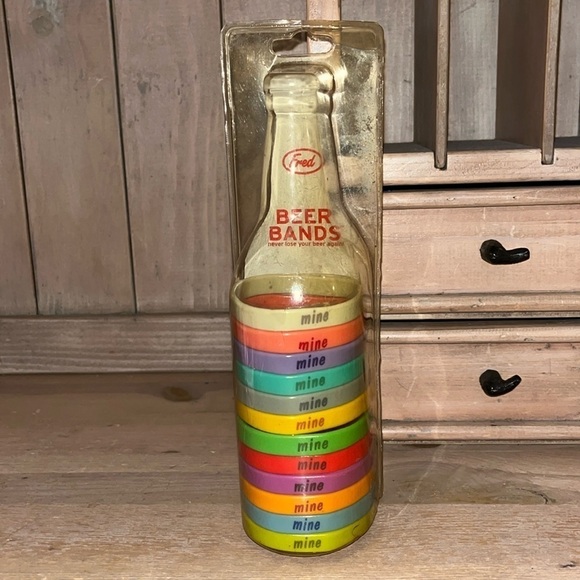 Fred Beer Bands New Bottle Tags Drink Markers “Mine” Silicone - Picture 1 of 8